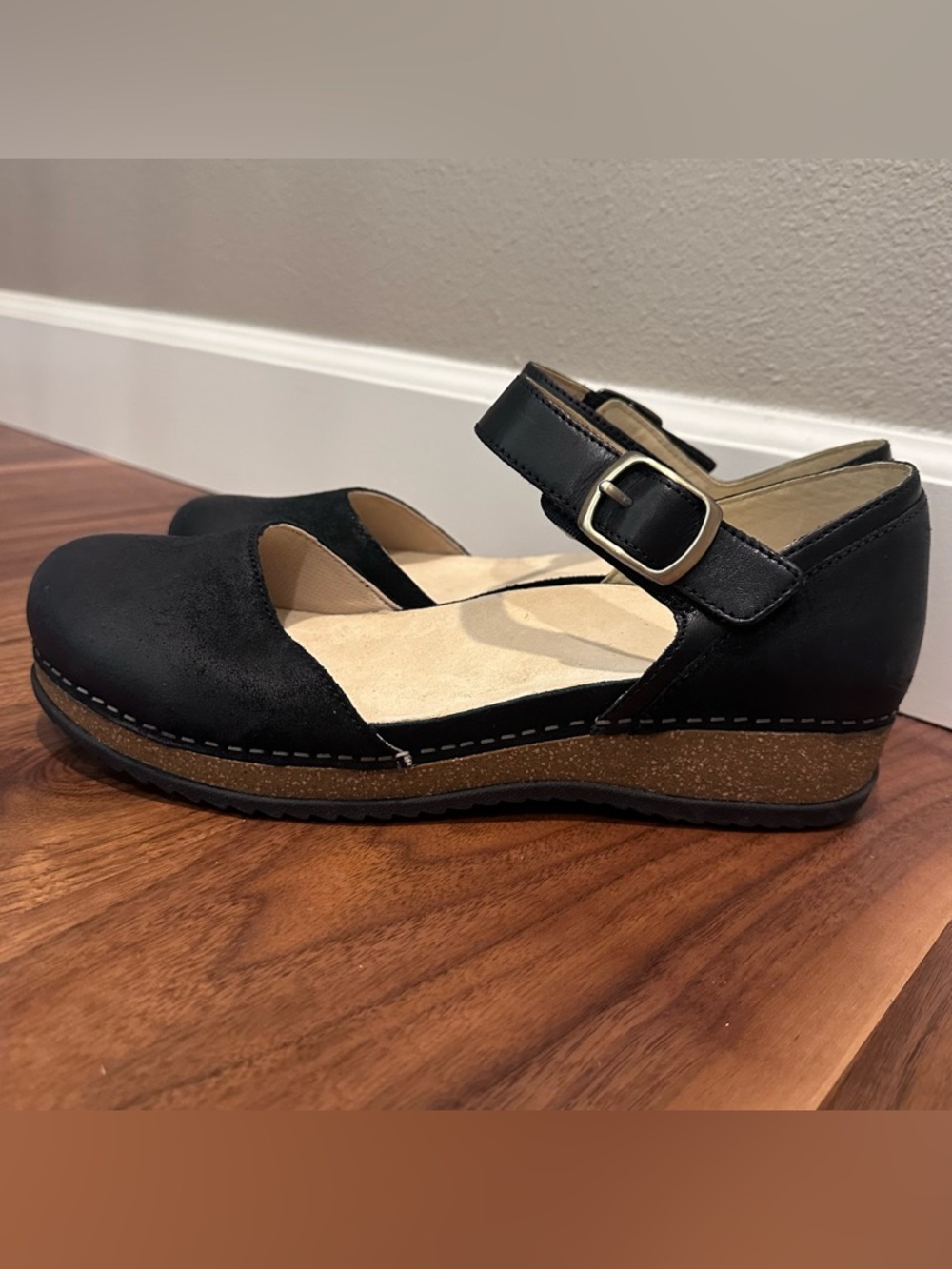Dansko Mae Shoes - Picture 4 of 10